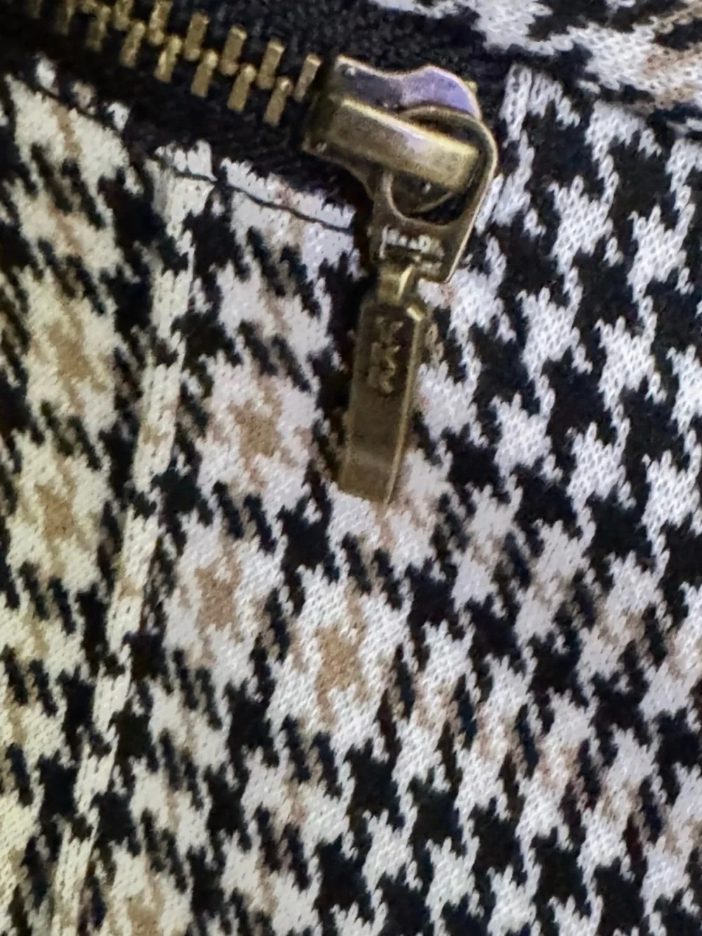 J. McLaughlin Black & Cream Plaid Slim Pants - Picture 5 of 8